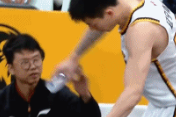  廣廈逆襲！遼寧男籃新賽季首戰(zhàn)失利遭遇慘敗