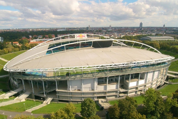 萊比錫紅牛的主場在哪里？