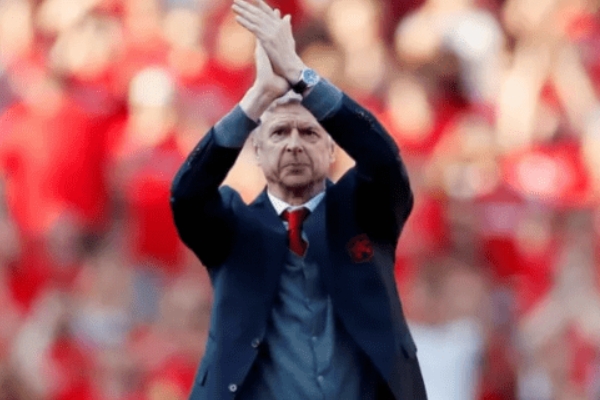 溫格去哪里執(zhí)教了？